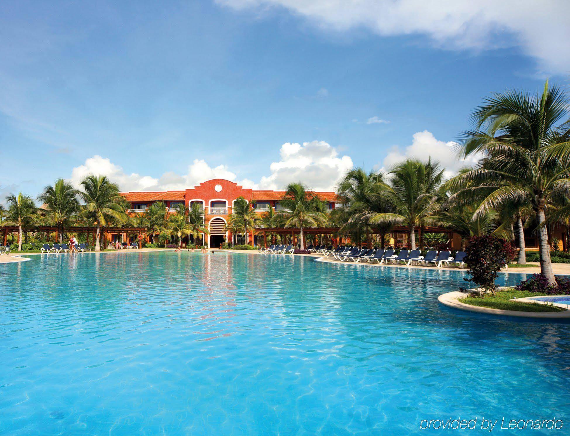 Barcelo Maya Colonial Xpu Ha Exterior foto
